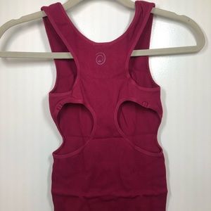 NWT Yogacare Tanktop with cutouts